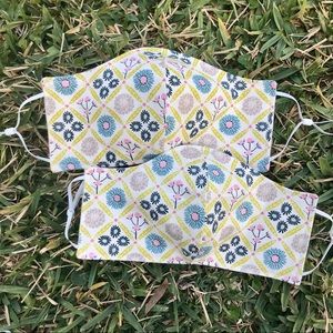 🌼 one (1) floral adult face mask